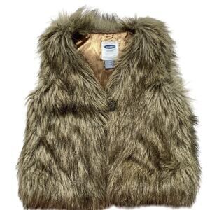 Old Navy Faux Fur Vest Infant Size 3T – Cozy, Stylish, Winter-Ready